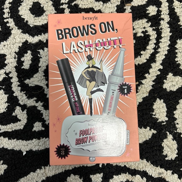 3-pc Benefit Brows On Lash Out Set NEW IN BOX - Picture 3 of 5